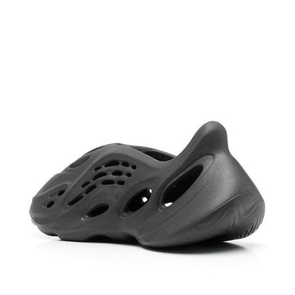 Adidas Yeezy Foam Runner 'Onyx' sneakers