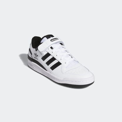 Adidas forum low white black